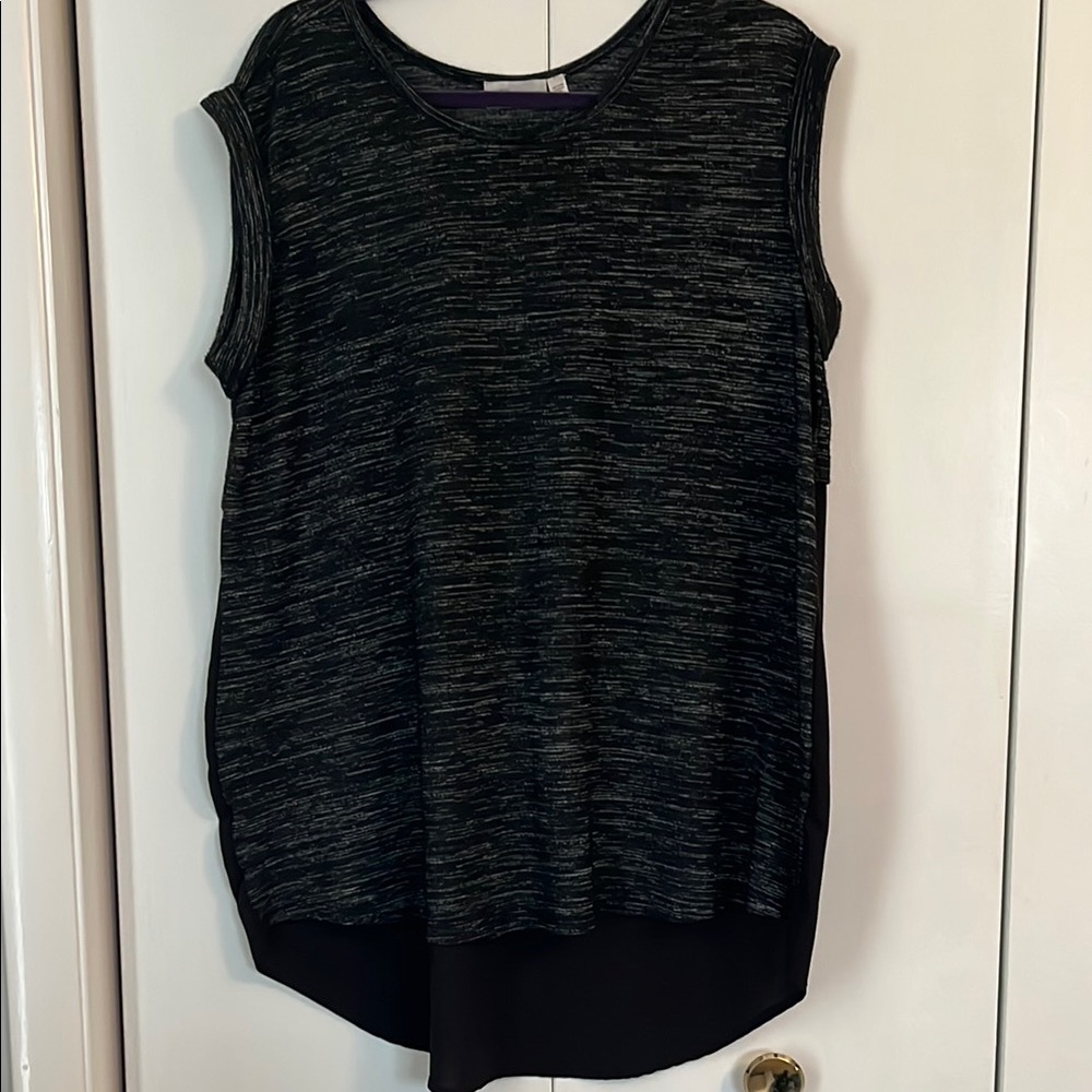 Chic mixed media tunic
